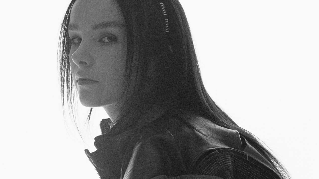 Ela Minus annonce les dates de la tour