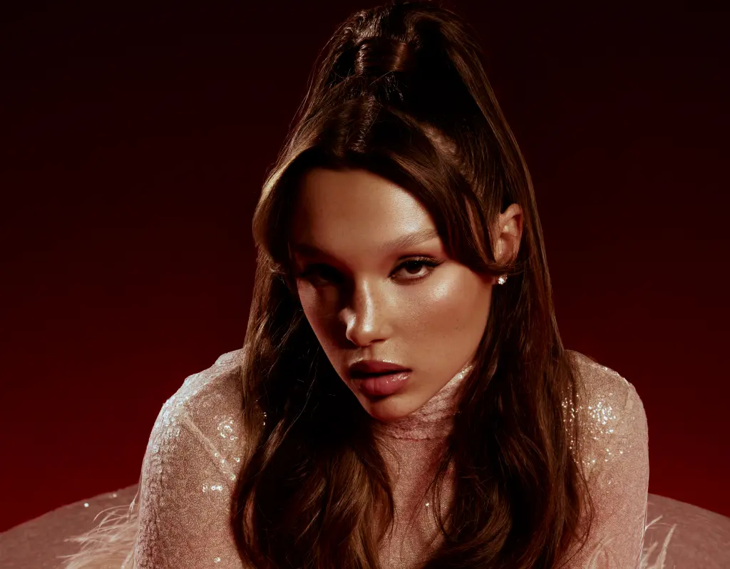 Sarah Toscano: "Met Gala" est son premier album