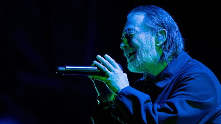 Radiohead reporte ses dates de tournée européenne en raison d'une infection à la gorge de Thom Yorke