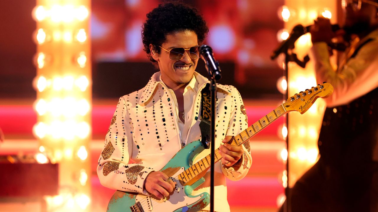Bruno Mars prépare une visite du stade tentaculaire