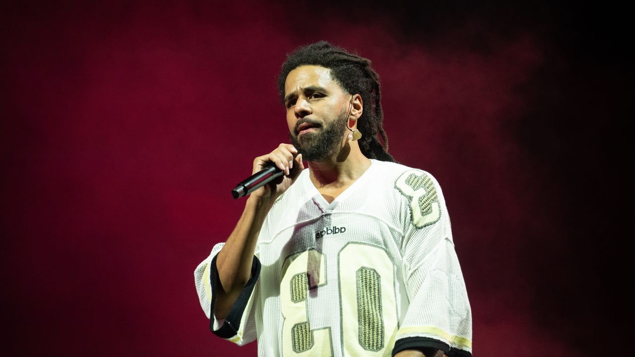 J. Cole Surprise sort un nouvel EP