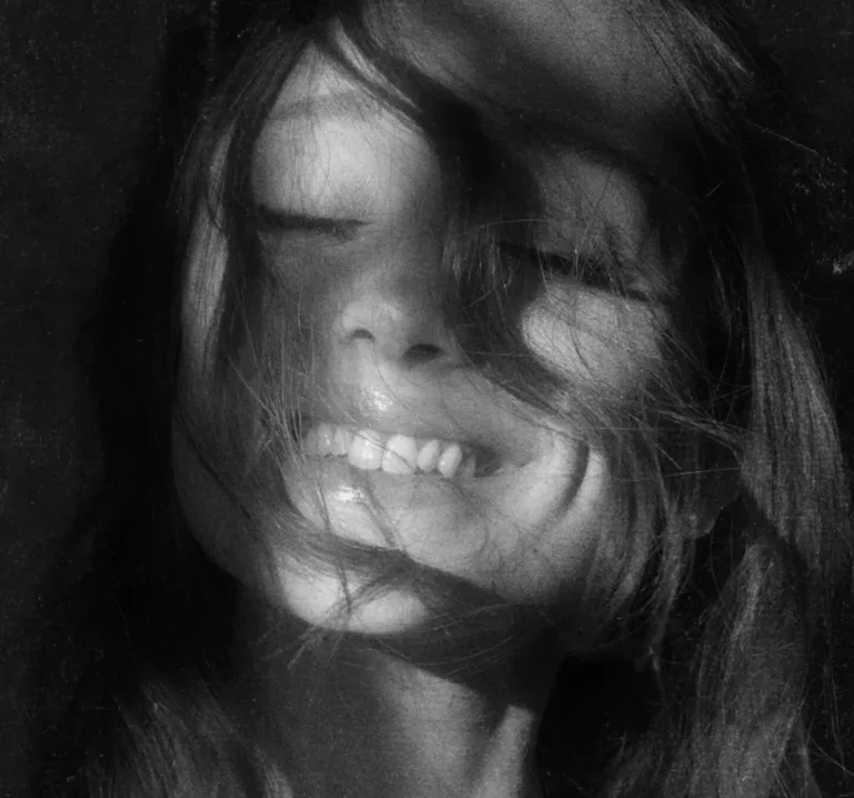Critique : ARIANA GRANDE - "Pétale"