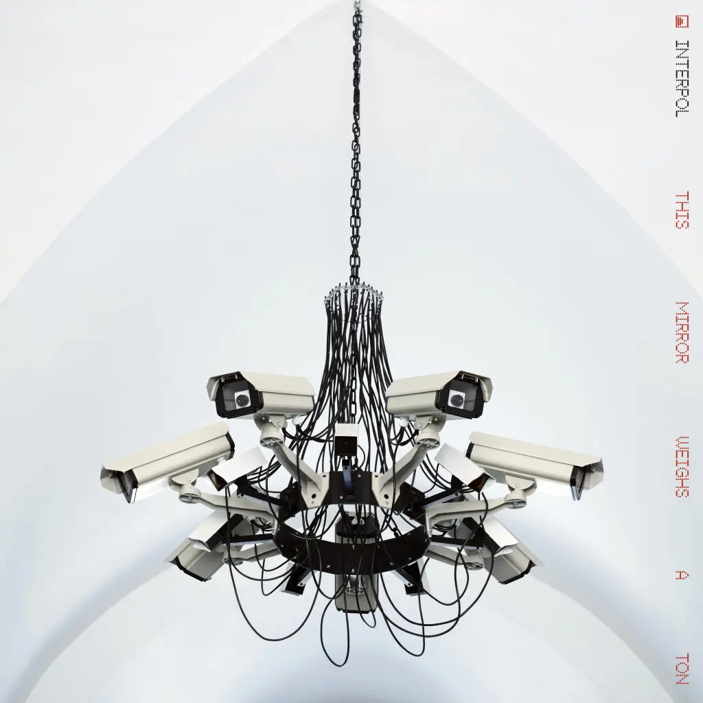 Critique : INTERPOL - « Ce miroir pèse une tonne »